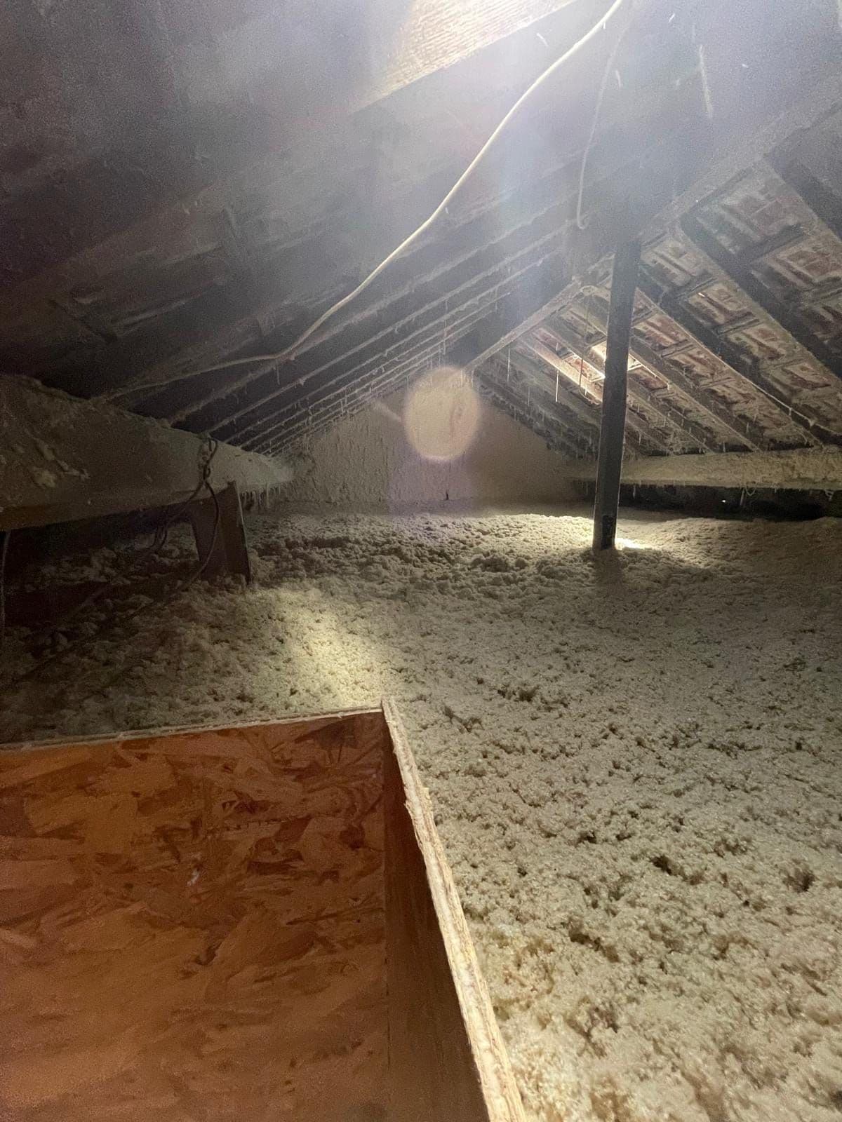 Isolation des combles perdus en ouate de cellulose – Rebais – Rebais